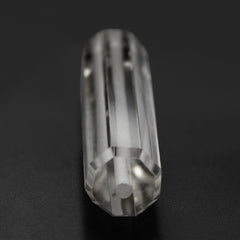 CRYSTAL STEP CUT BARREL (FULL DRILL 1MM) 34X7MM 17.00 Cts.