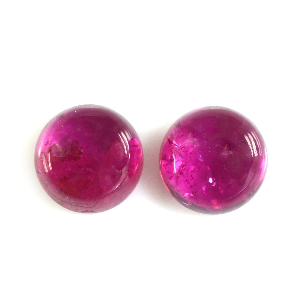 RUBELLITE ROUND CAB (DARK/HI) 5MM 0.65 Cts.