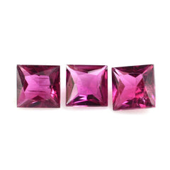 RUBELLITE PRINCESS CUT SQUARE (DARK/SI) 4 MM 0.32 Cts.