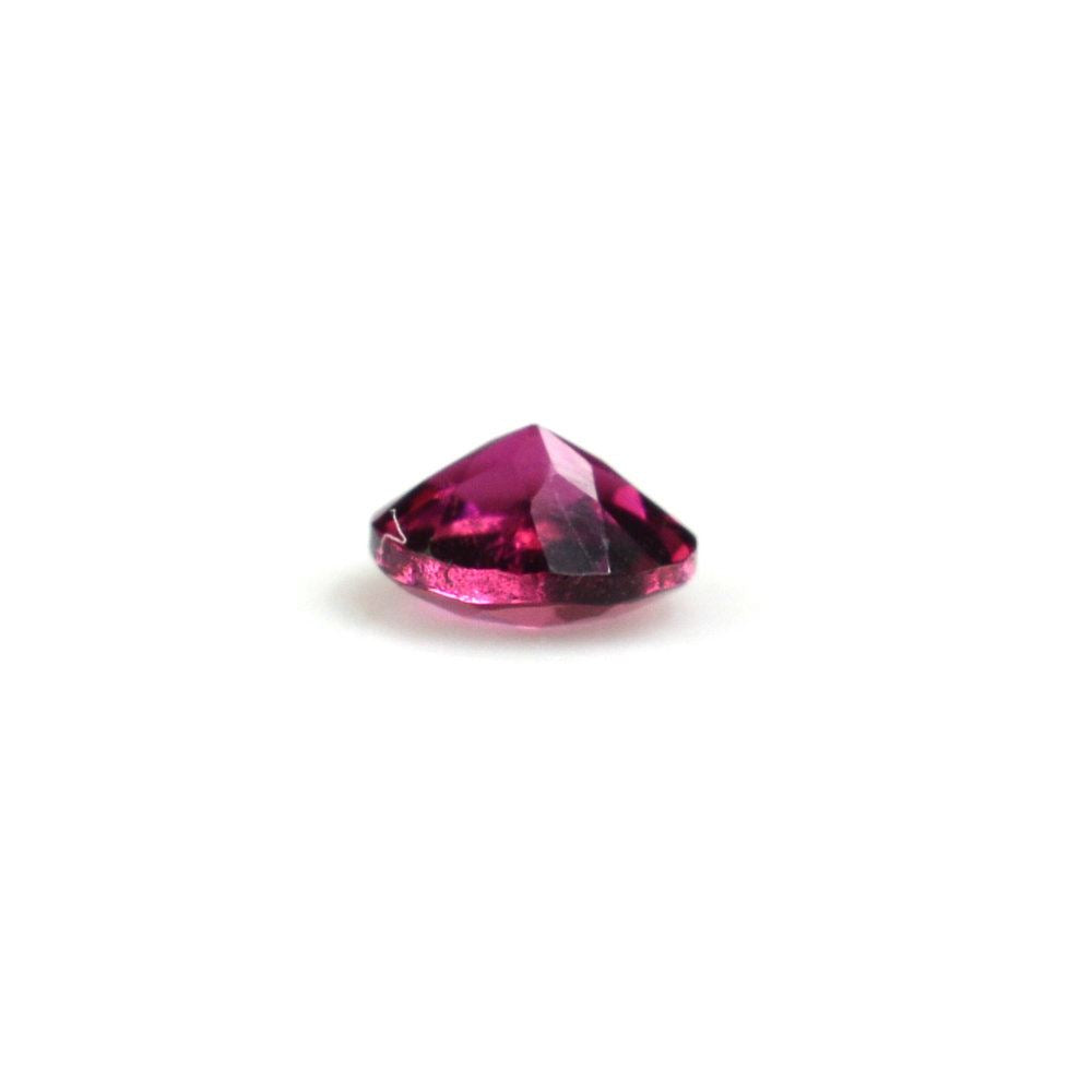 RUBELLITE CUT ROUND (MEDIUM) 4MM 0.22 Cts.