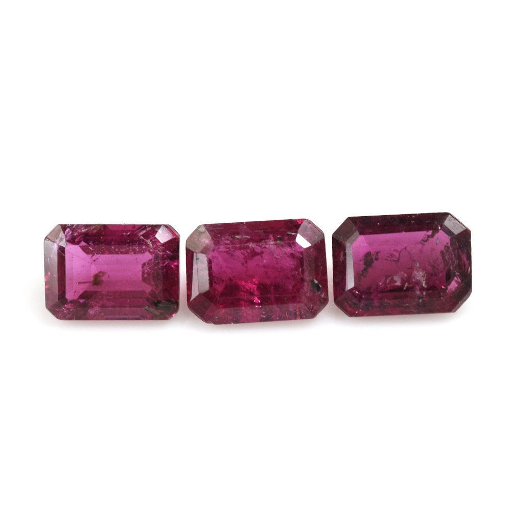 RUBELLITE CUT OCTAGON (DARK/HI) 7X5 MM 0.98 Cts.