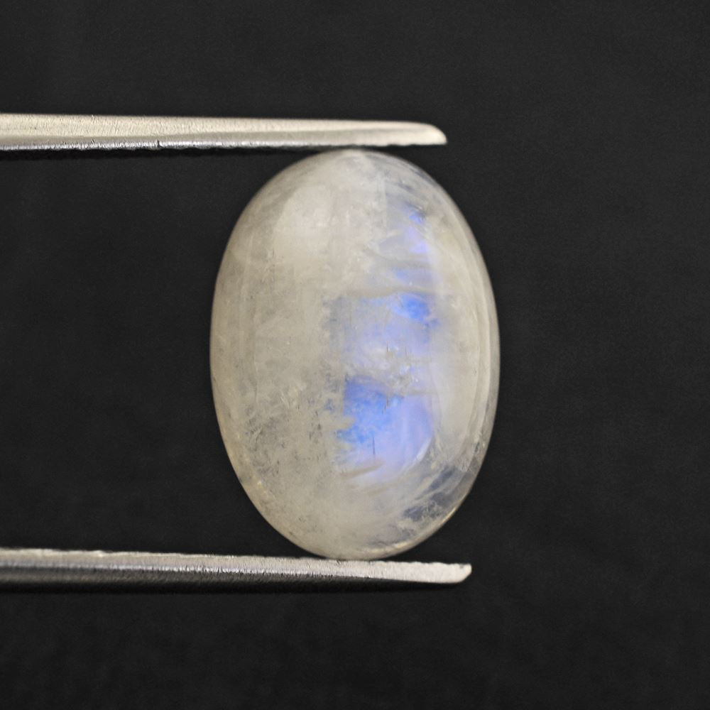 RAINBOW MOONSTONE OVAL CAB (CLOUDY) 14X10MM 5.40 Cts.