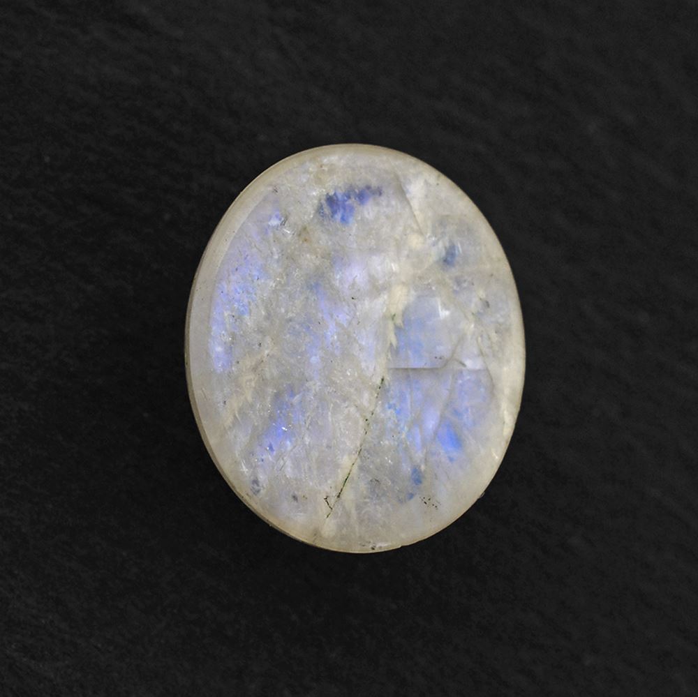 RAINBOW MOONSTONE OVAL CAB (CLOUDY) 12X10MM 4.24 Cts.