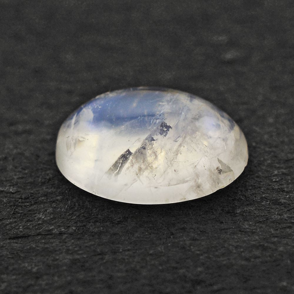 RAINBOW MOONSTONE OVAL CAB (SEMI CLOUDY) 8X6MM 1.14 Cts.