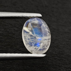 RAINBOW MOONSTONE OVAL CAB (SEMI CLOUDY) 8X6MM 1.14 Cts.