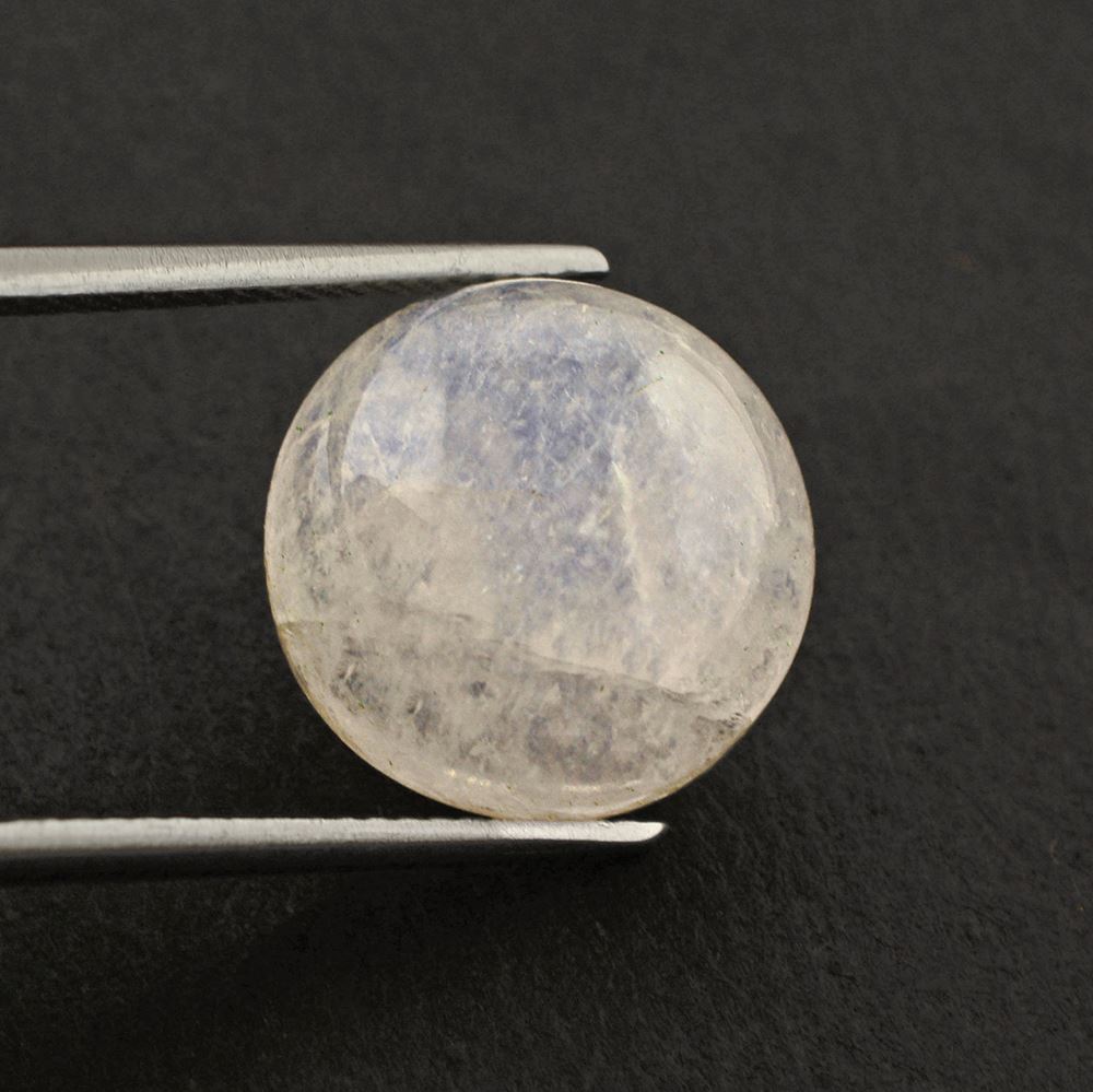 RAINBOW MOONSTONE ROUND CAB (CLOUDY) 14MM 9.70 Cts.