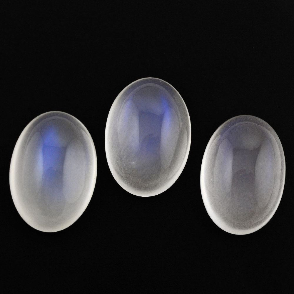 RAINBOW MOONSTONE (AFRICAN) OVAL CAB 14X10MM 5.92 Cts.