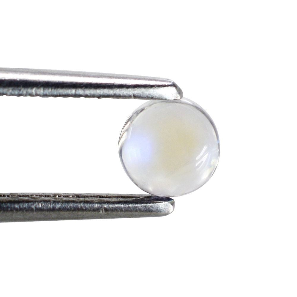 RAINBOW MOONSTONE ROUND CAB 5MM 0.56 Cts.