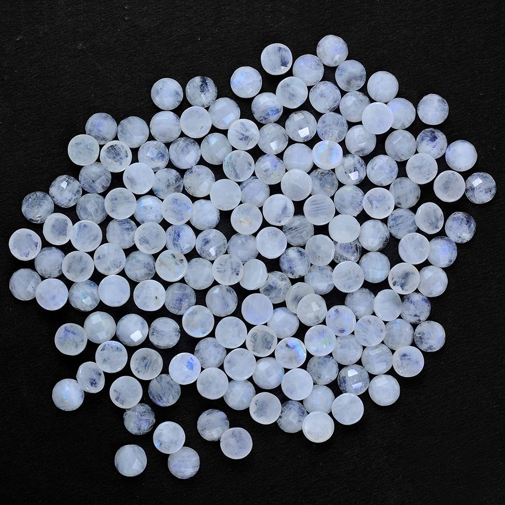 RAINBOW MOONSTONE CHECKER CUT ROUND CAB (CLOUDY) 6MM 0.84 Cts.