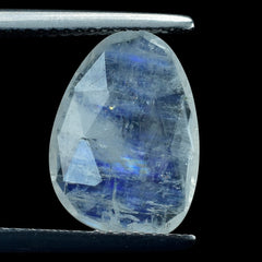 RAINBOW MOONSTONE IRREGULAR PEARISH (SEMI-CLOUDY 14X10MM 3.65 Cts.