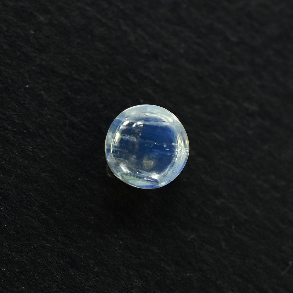 RAINBOW MOONSTONE PLAIN ROUND CAB (SEMI CLOUDY) 4X4MM 0.3 Cts.