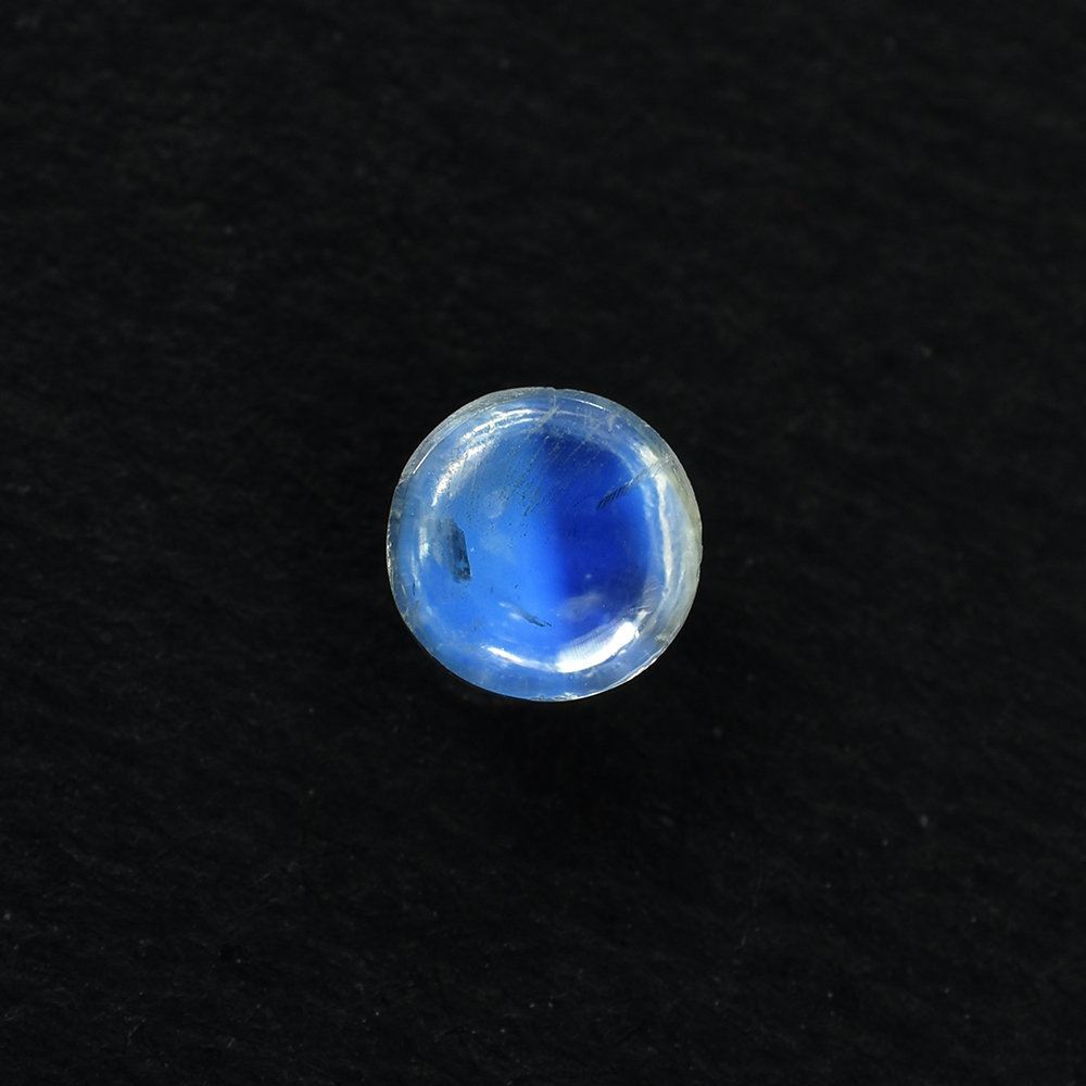RAINBOW MOONSTONE PLAIN ROUND CAB (CLEAN) 4X4MM 0.31 Cts.
