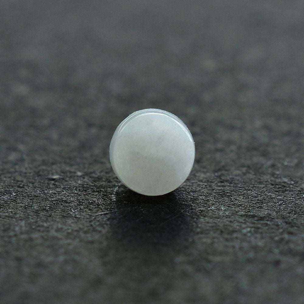 RAINBOW MOONSTONE IRREGULAR CUT HIGHDOME ROUND 4.00MM 0.49 Cts.