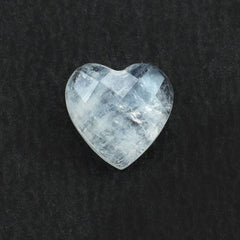 RAINBOW MOONSTONE CUT HEART CAB (CLOUDY/NICE BLUE SHINE) 8.00X8.00 MM 1.65 Cts.