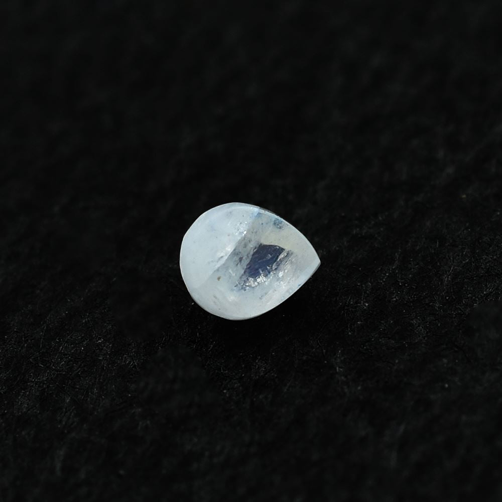 RAINBOW MOONSTONE CUT PEAR (LITE)(SEMI CLOUDY) 3.00X2.40 MM 0.09 Cts.
