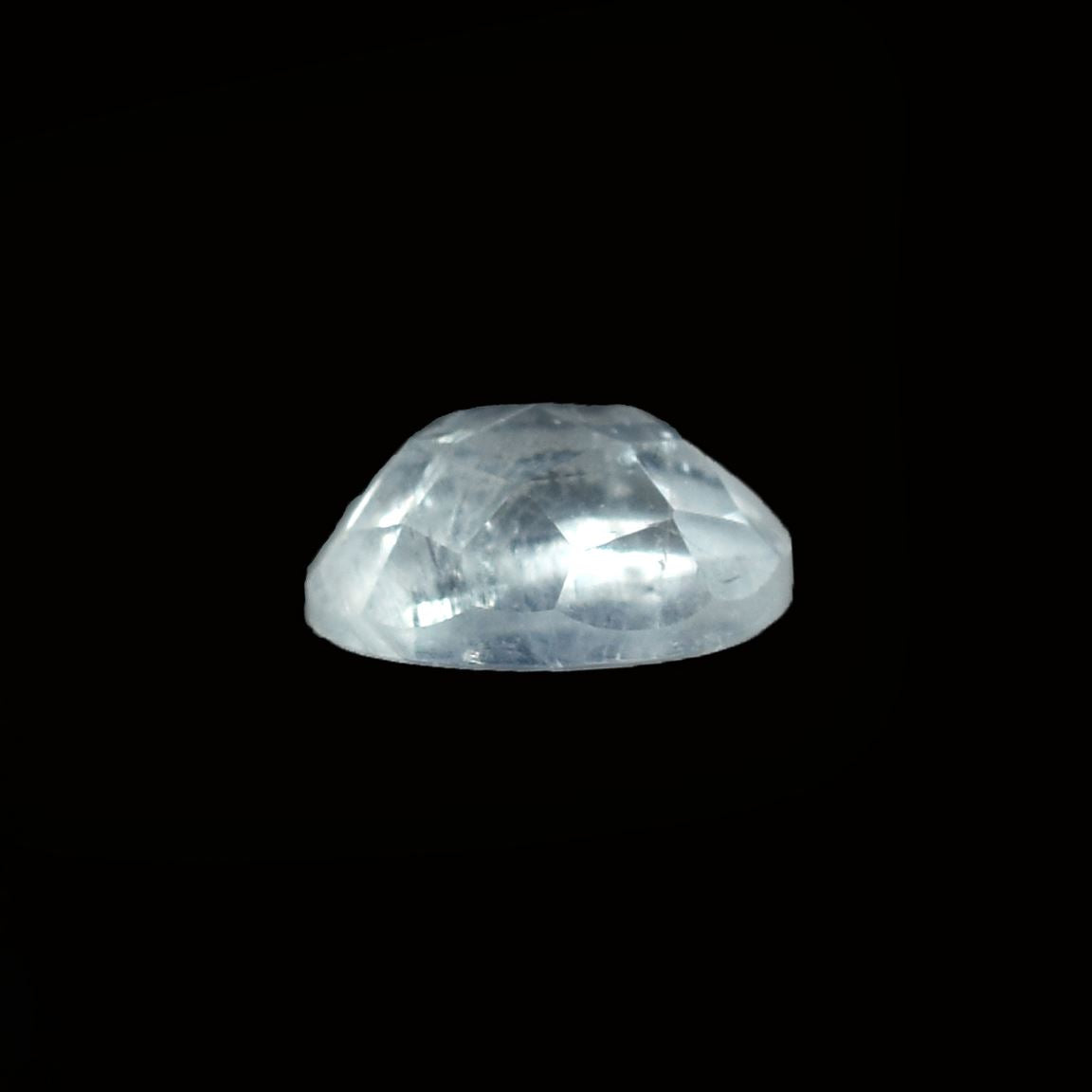 RAINBOW MOONSTONE CHECKER CUT OVAL CAB (SEMI CLOUDY)(NICE BLUE SHINE) 8.00X6.00 MM 1.22 Cts.