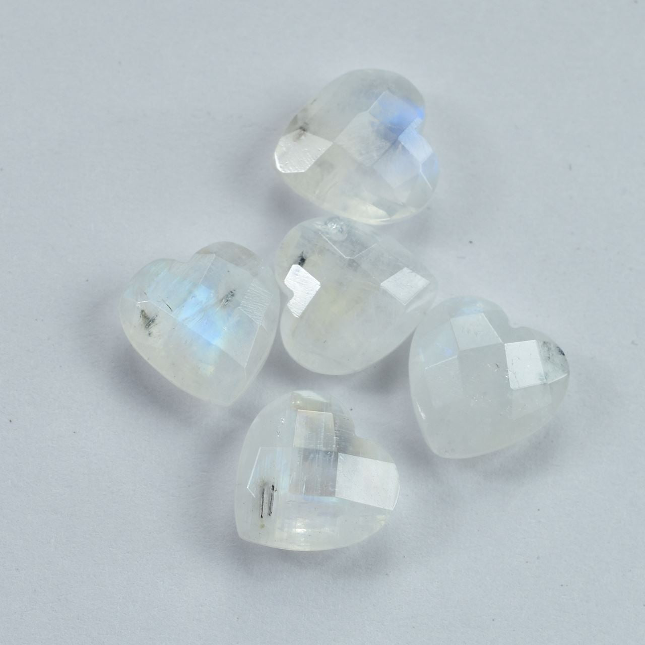 RAINBOW MOONSTONE CHECKER BRIOLETTE HEART (SEMI CLOUDY)(SOME BLACK SPOT) 10.00X10.00 MM 2.77 Cts.