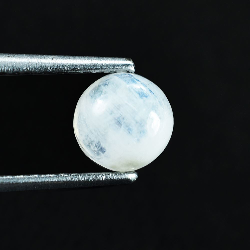 RAINBOW MOONSTONE PLAIN ROUND CAB (CLOUDY) 6.00X6.00 MM 0.93 Cts.