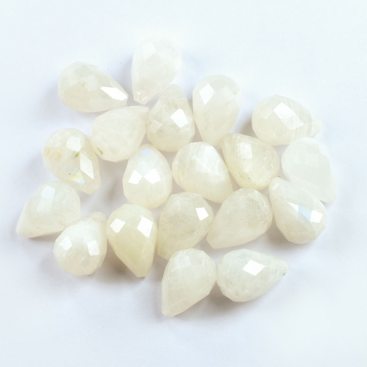 RAINBOW MOONSTONE CHECKER CUT FACETED DROP (CLOUDY)(H/D-1.00MM) 14.00X10.00 MM 8.69 Cts.
