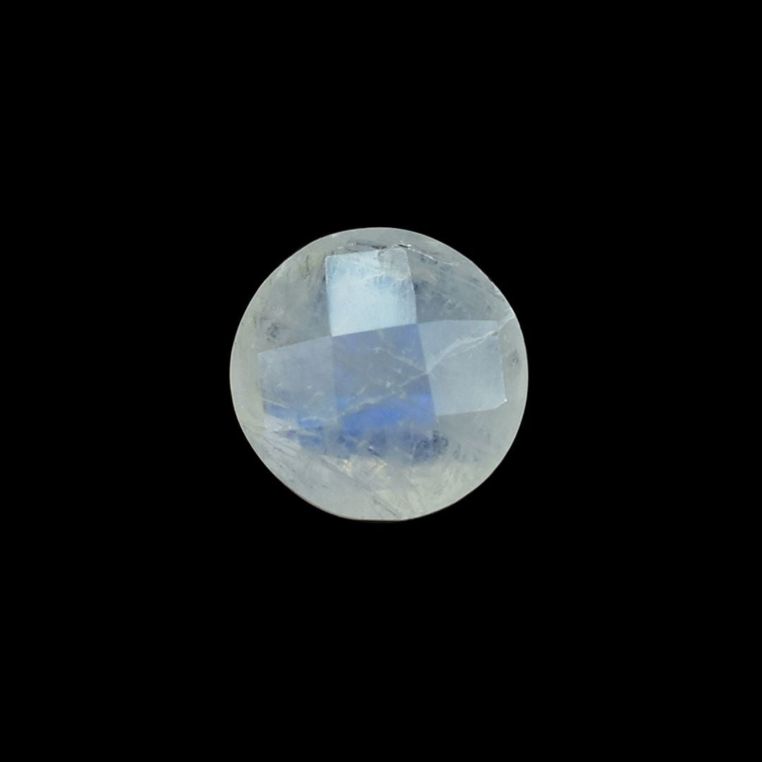 RAINBOW MOONSTONE CHECKER BRIOLETTE ROUND (CLOUDY) 6.00X6.00 MM 0.77 Cts.