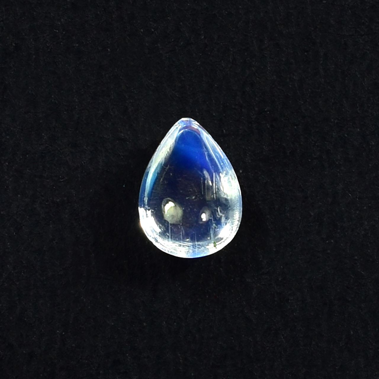RAINBOW MOONSTONE PEAR CAB (CLEAN/VSI) 7.00X5.00 MM 0.63 Cts.