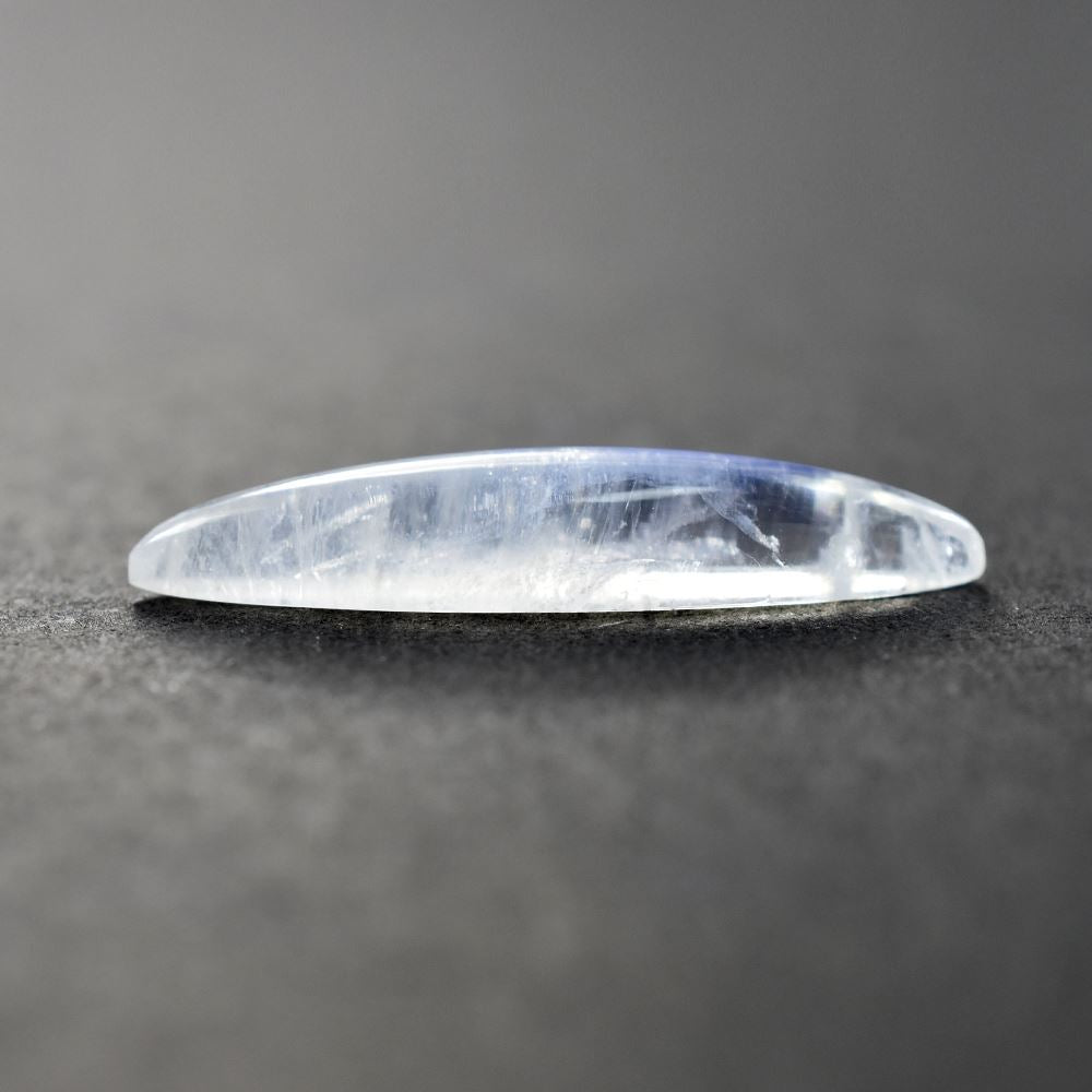 RAINBOW MOONSTONE CAB MARQUISE (SEMI CLOUDY) 32.00X7.00 MM 9.00 Cts.