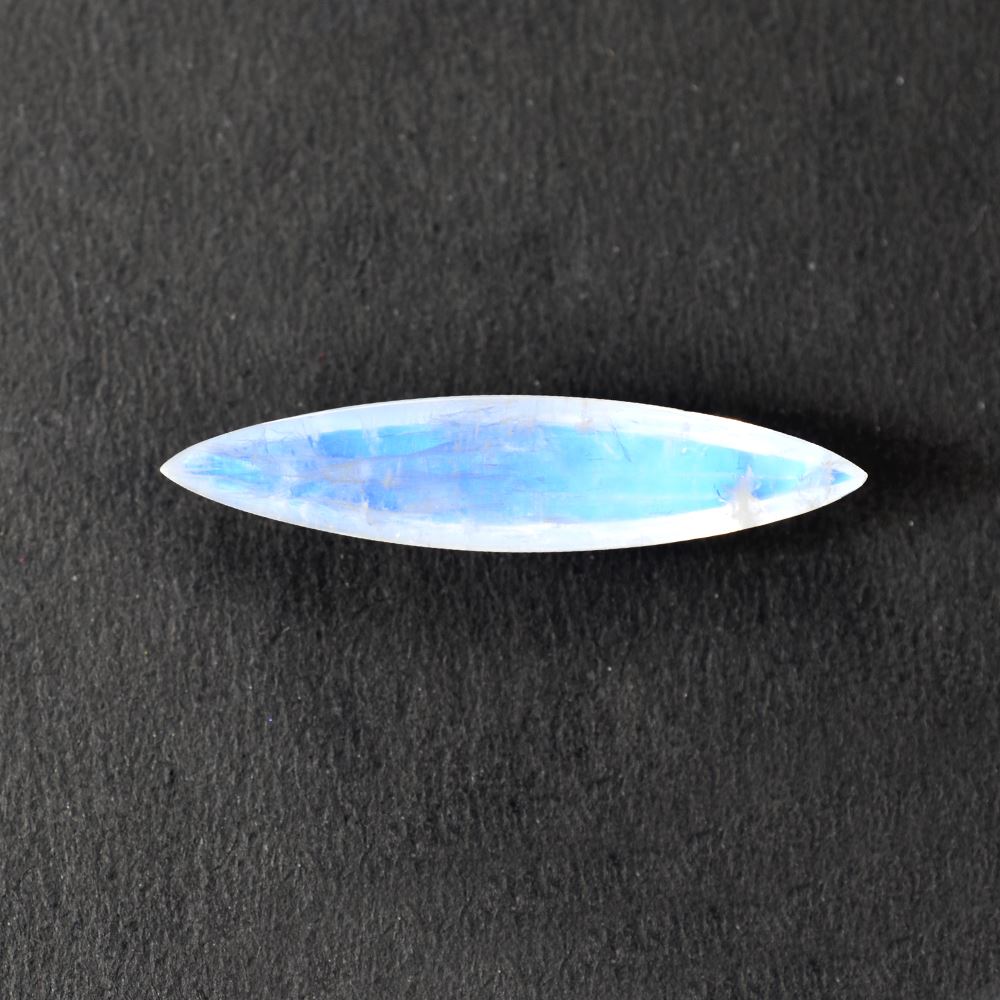 RAINBOW MOONSTONE CAB MARQUISE (SEMI CLOUDY) 32.00X7.00 MM 9.00 Cts.