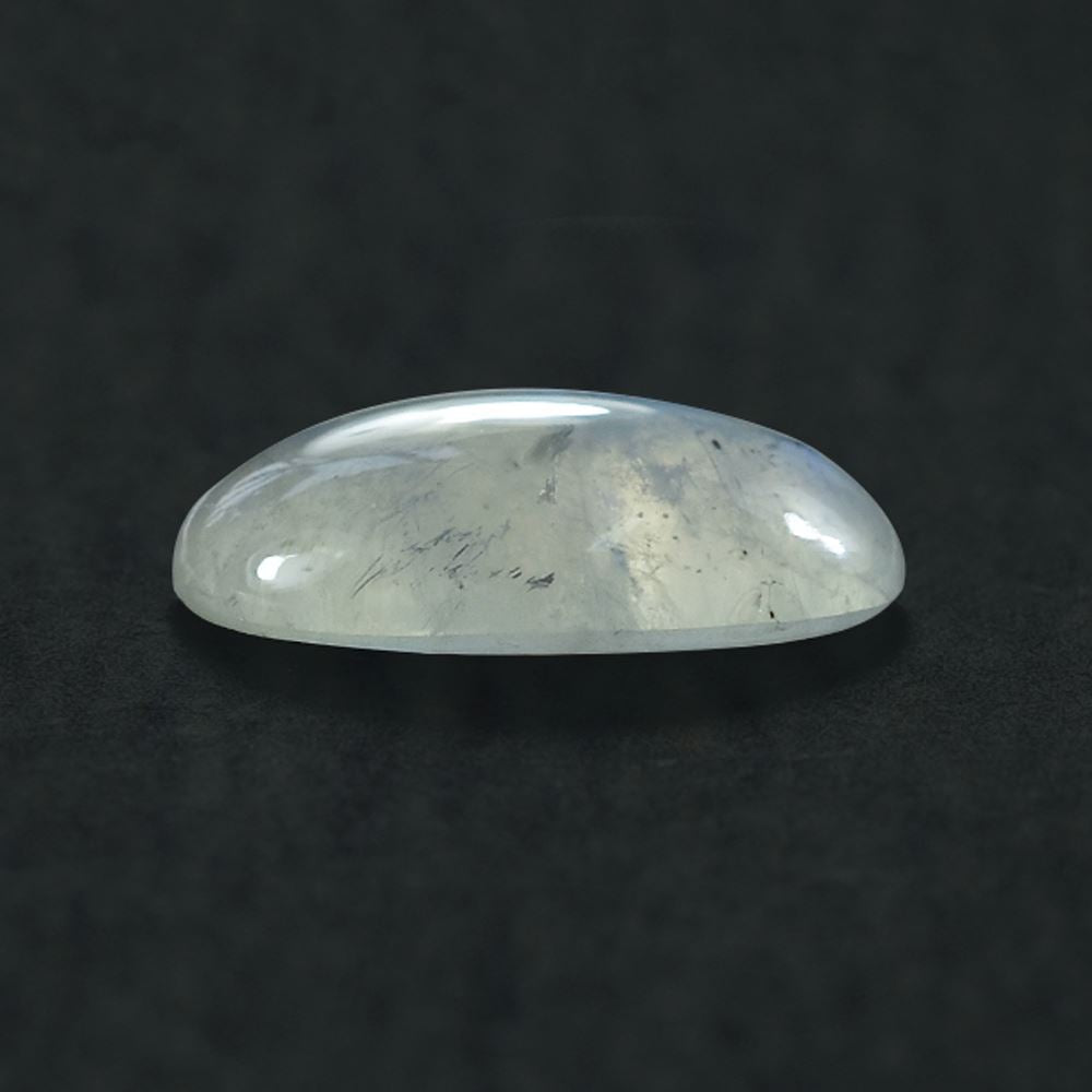 RAINBOW MOONSTONE OVAL CAB (CLOUDY) 18.00X13.00 MM 8.63 Cts.