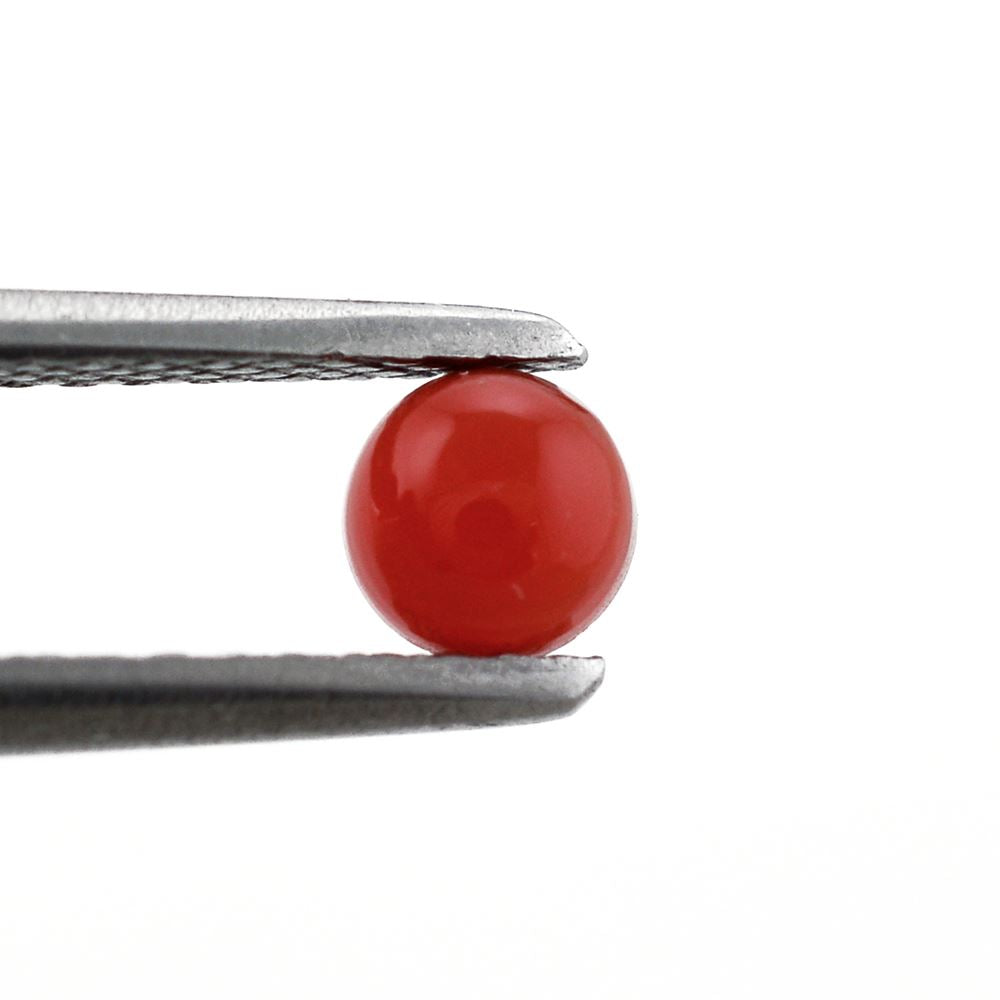 RED ONYX ROUND CAB 4MM 0.31 Cts.