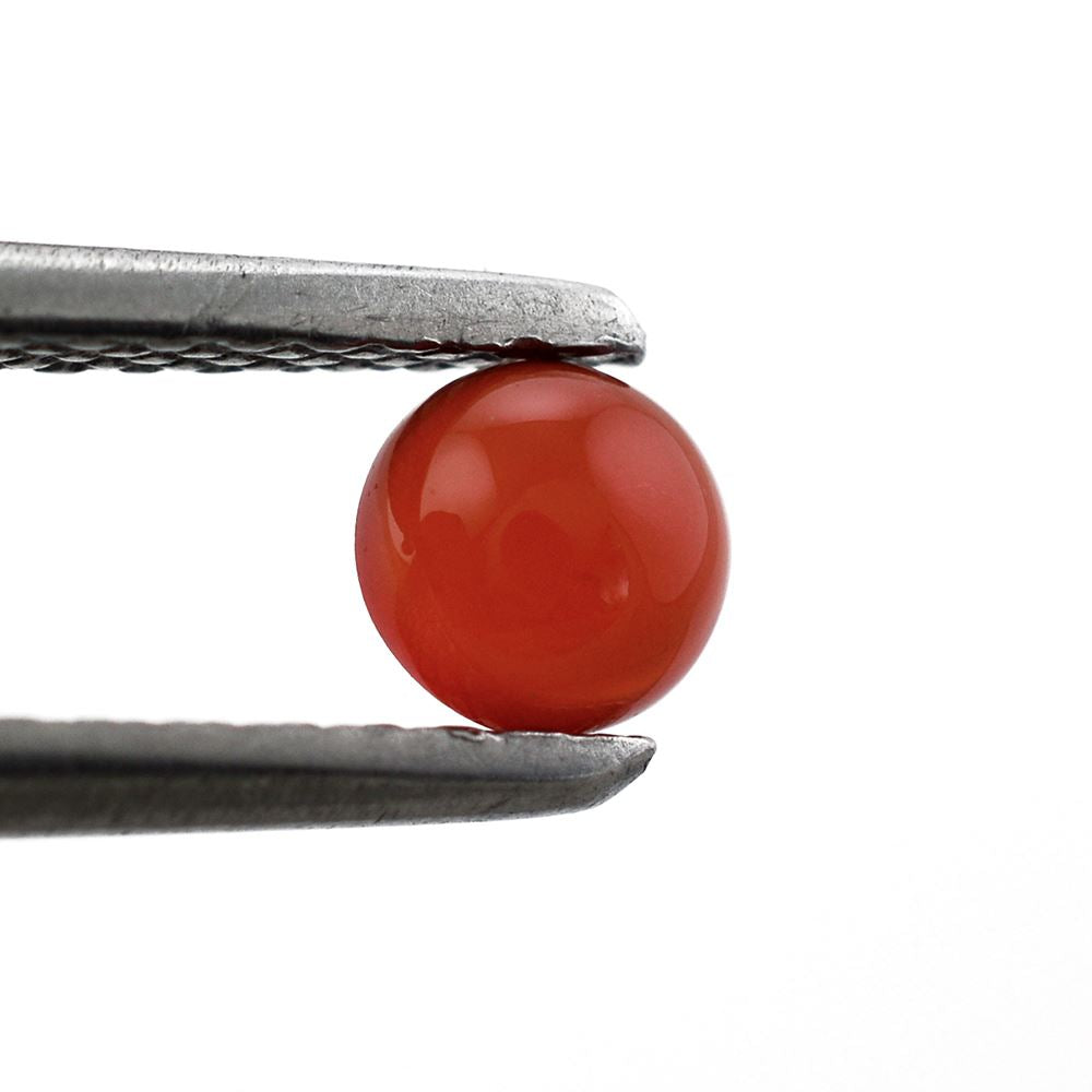 RED ONYX ROUND CAB 4MM 0.31 Cts.