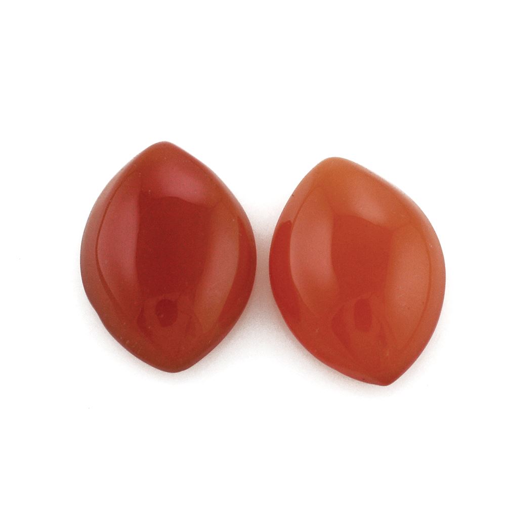 RED ONYX MARQUISE CAB 14X10MM 3.85 Cts.