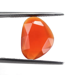 RED ONYX ROSE CUT BRIOLETTE IRREGULAR TRILLION 15.50X11MM 3.50 Cts.