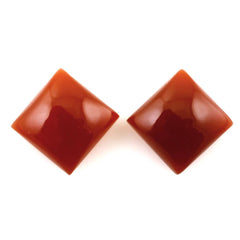 RED ONYX SQUARE CAB 10MM 4.89 Cts.
