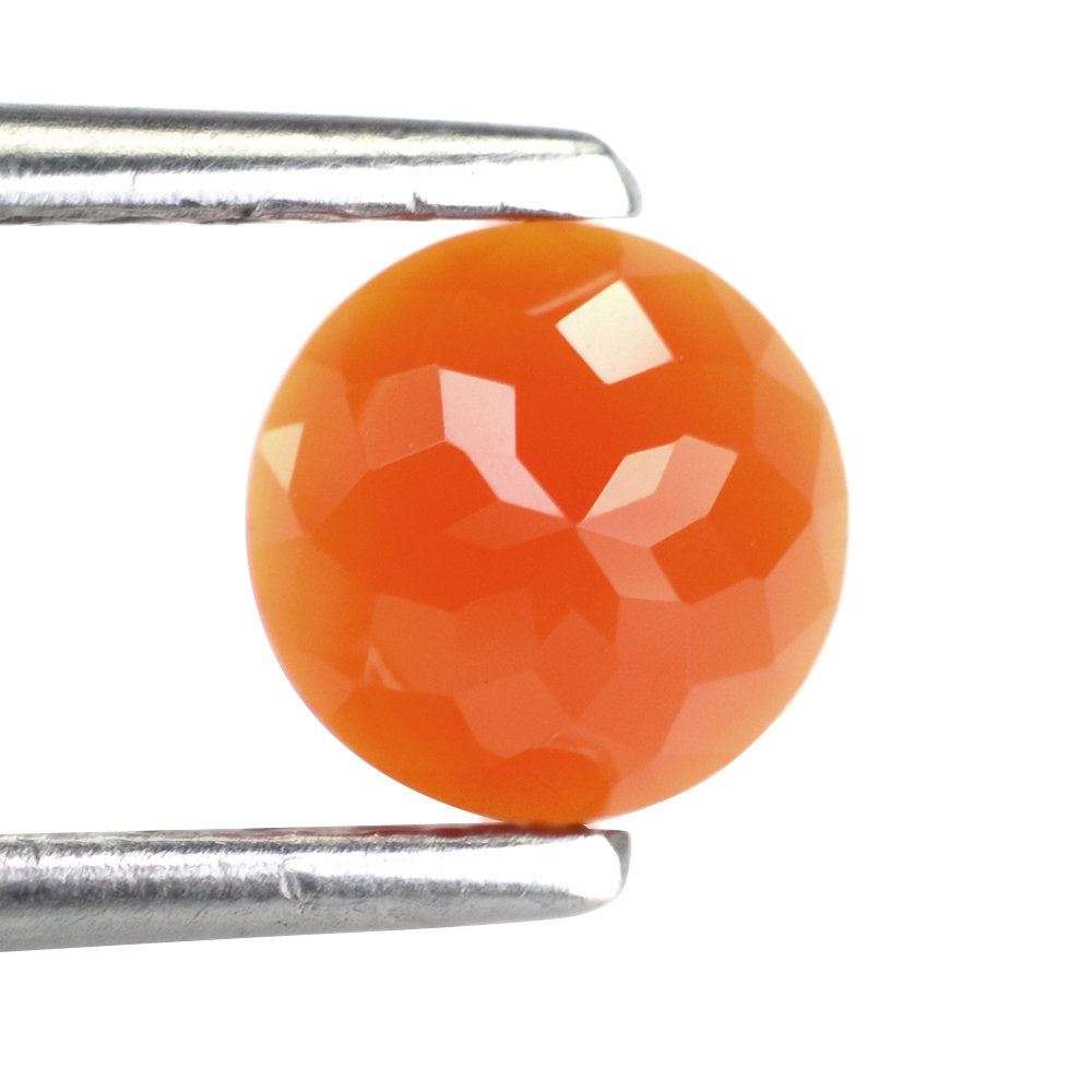 RED ONYX FLOWER CUT ROUND CAB 6MM 0.68 Cts.