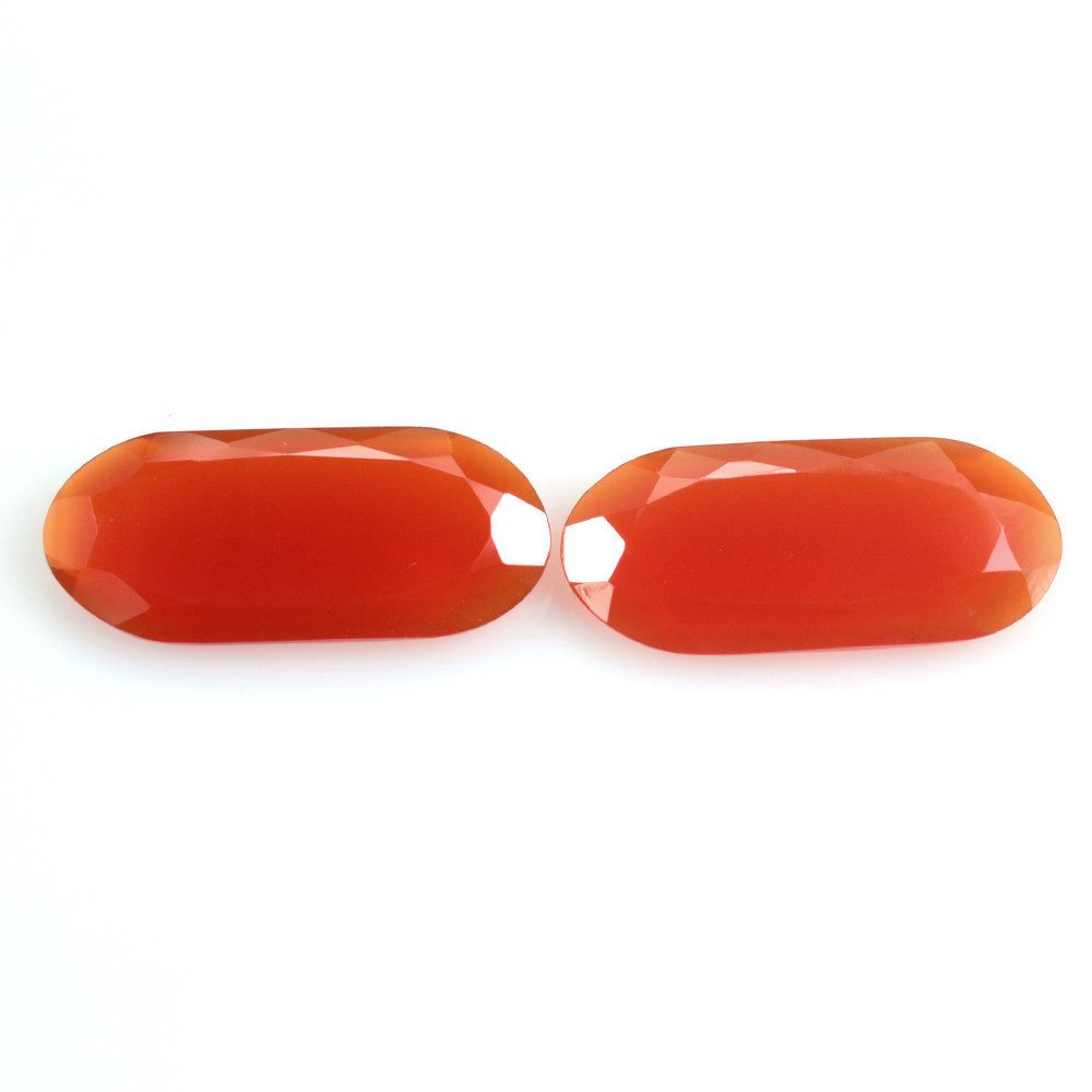 RED ONYX CUT CUSHION 25.50X11MM 9.33 Cts.