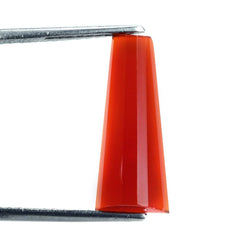 RED ONYX STEP CUT TAPERED CAB 20X8X4MM 4.81 Cts.