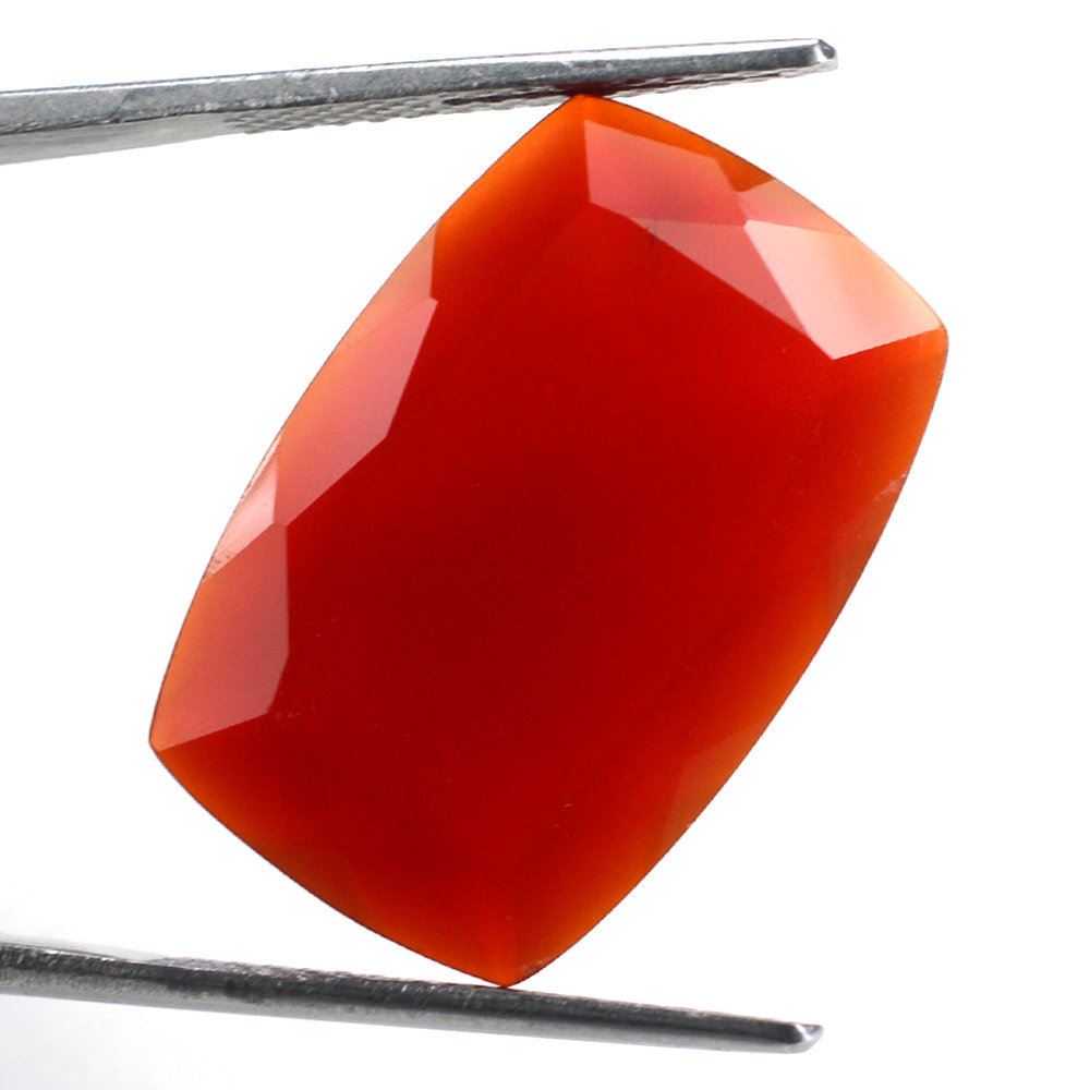 RED ONYX CUT CUSHION 24X17MM 16.11 Cts.