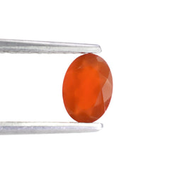 RED ONYX CUT OVAL 7X5MM 0.40 Cts.