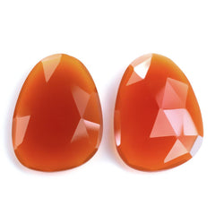 RED ONYX ROSE CUT BRIOLETTE IRREGULAR PEARISH 20X15MM 8.12 Cts.