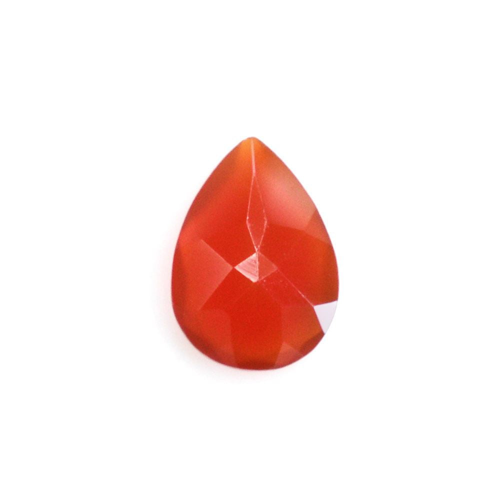 RED ONYX CUT PEAR 7X5MM 0.47 Cts.