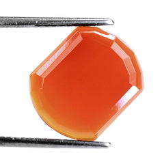 RED ONYX STEP CUT CUSHION CAB 16X13MM 6.00 Cts.