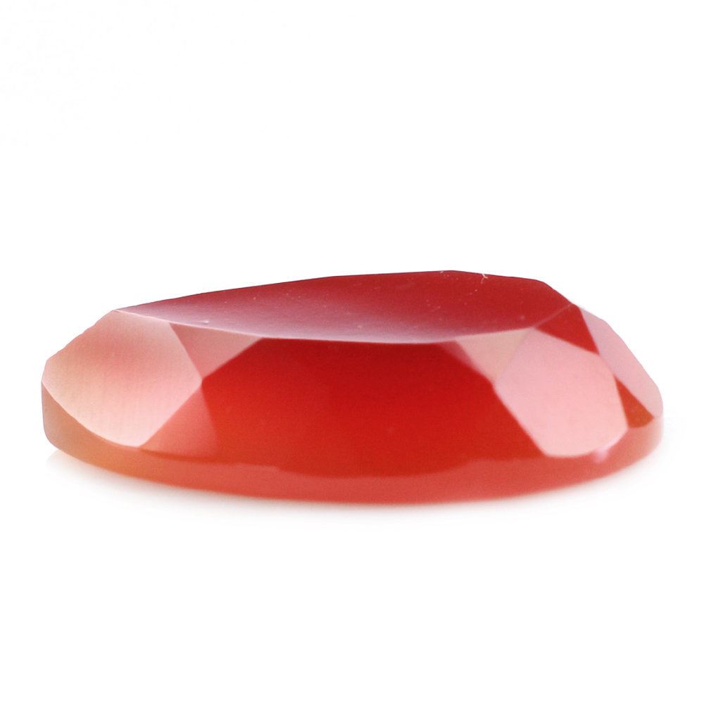 RED ONYX PEAR CAB 15X10MM 3.85 Cts.