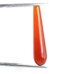 RED ONYX PLAIN DROPS (HALF DRILL) 26X6MM 6.12 Cts.