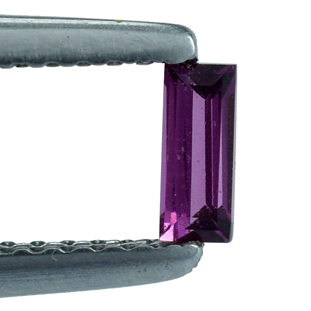 RHODOLITE CUT BAGUETTE 5X2MM 0.24 Cts.