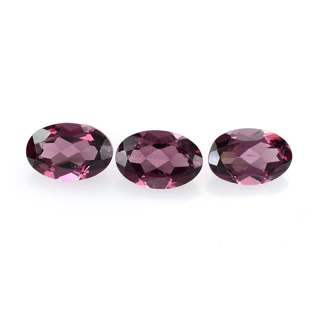 RHODOLITE (PINK) CUT OVAL 6X4MM 0.57 Cts.