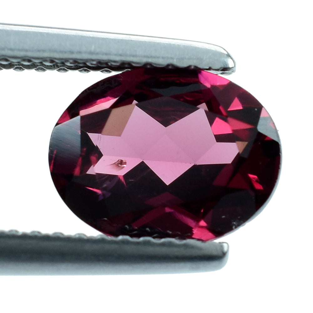 RHODOLITE (PINK) CUT OVAL 9X7MM 0.98 Cts.
