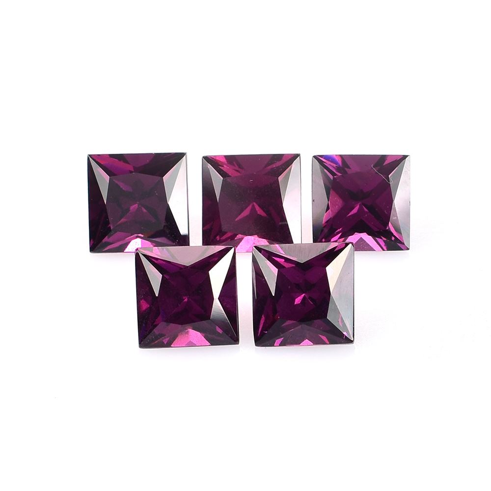 RHODOLITE GARNET PRINCESS CUT SQUARE (SUPER PURPLE)(SI) 7.00X7.00 MM 2.19 Cts.
