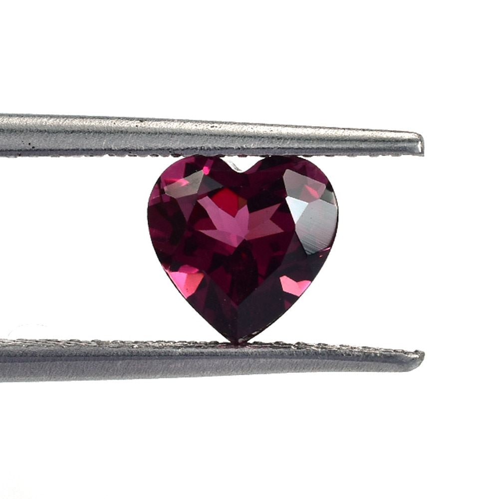 RHODOLITE CUT HEART (REDISH PURPLE DARK)(SI) 7.00X7.00 MM 1.63 Cts.