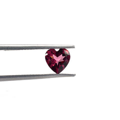 RHODOLITE CUT HEART (REDDISH PURPLE LIGHT)(SI) 7.00X7.00 MM 1.50 Cts.