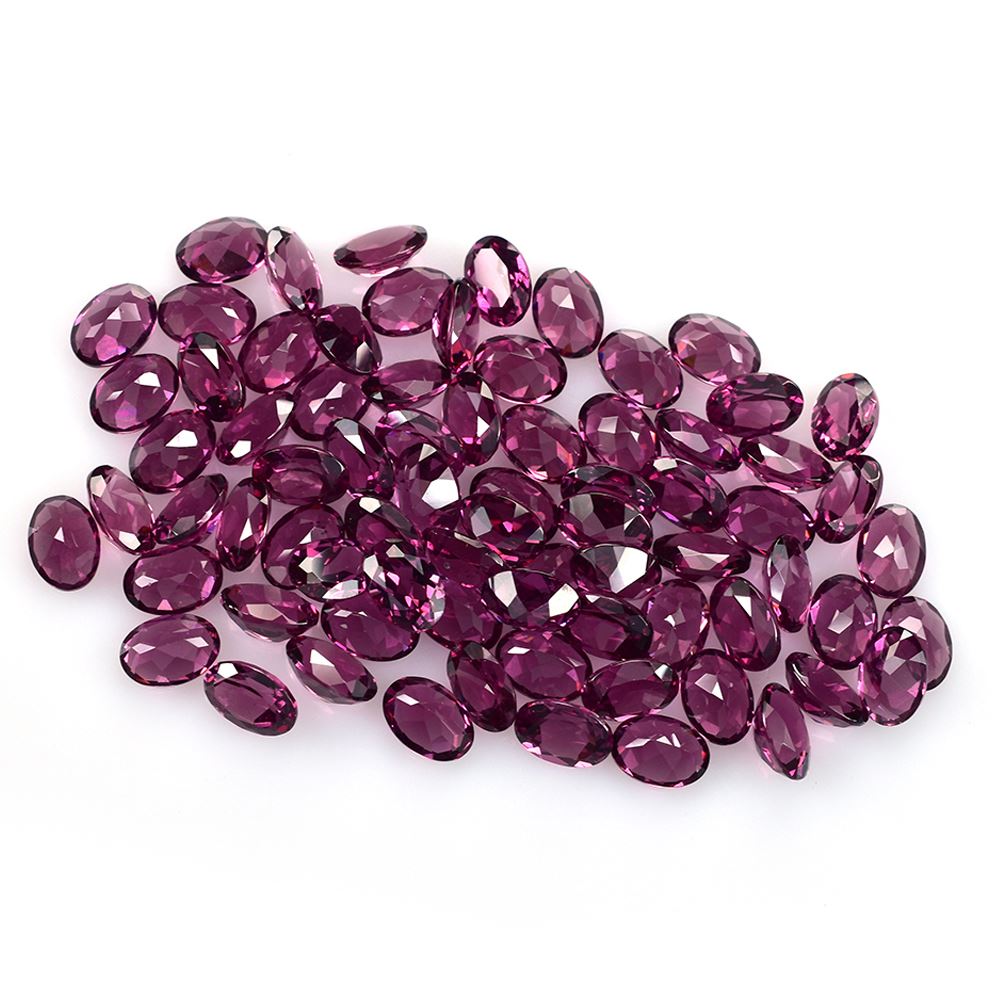 RHODOLITE CUT OVAL (REDDISH PURPLE CLEAN) 7.00X5.00 MM 0.97 Cts.
